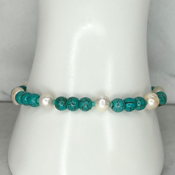 Faux Turquoise Faux Pearl Beaded Screw Clasp Bracelet - Picture 8 of 8